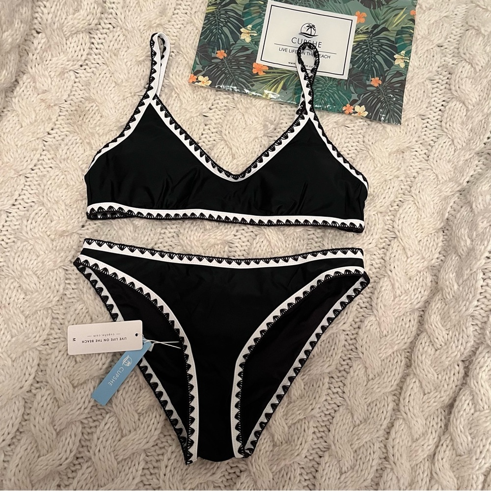 BRAND NEW WITH TAGS Cupshe black and white boho casual bikini swimsuit